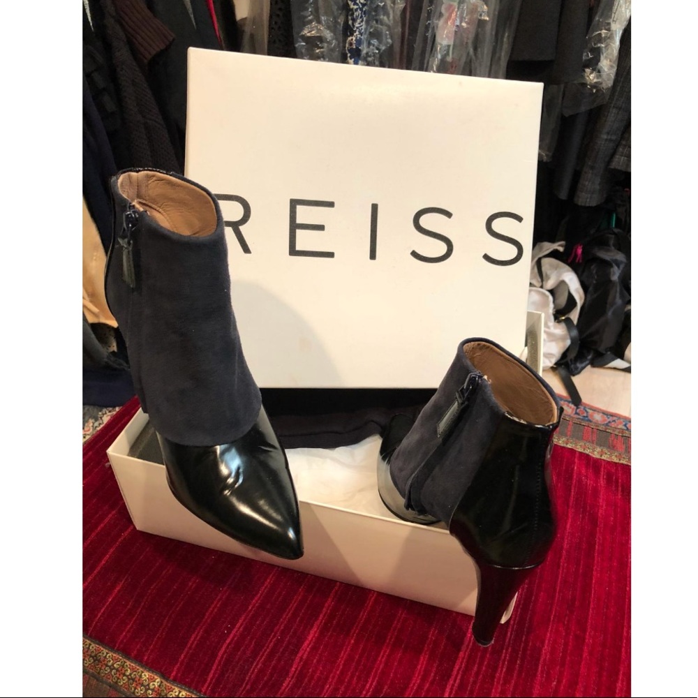 Reiss heels